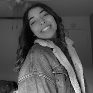 Meet your Posher, Ximena